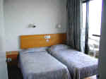Twin Bedroom In Ronalds Sea View Apt