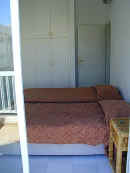 marlitta_twin_bedroom.jpg (13346 bytes)